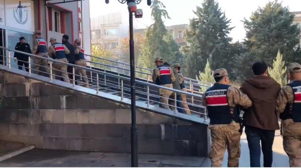 Diyarbakır’da terör operasyonu: 4 gözaltı
