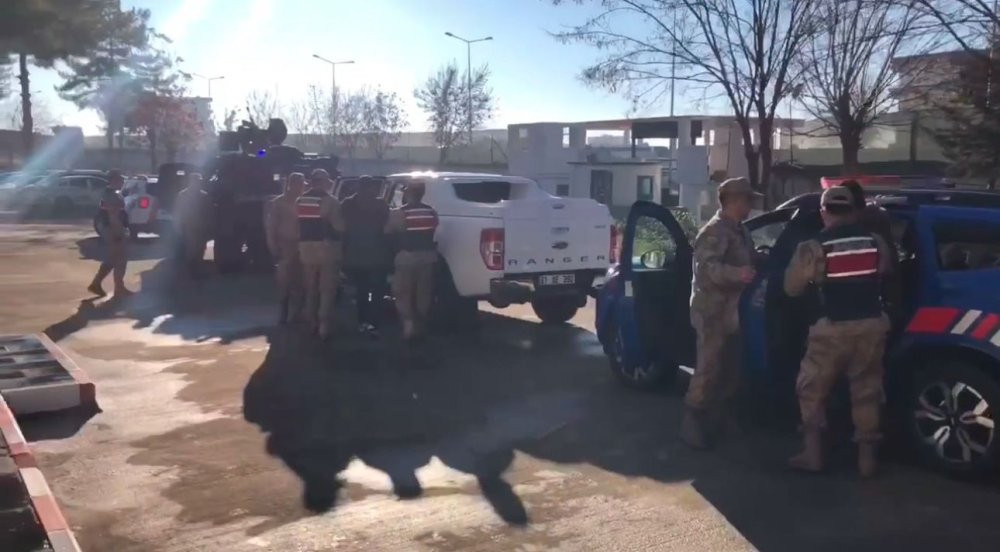 Diyarbakır’da terör operasyonu: 4 gözaltı