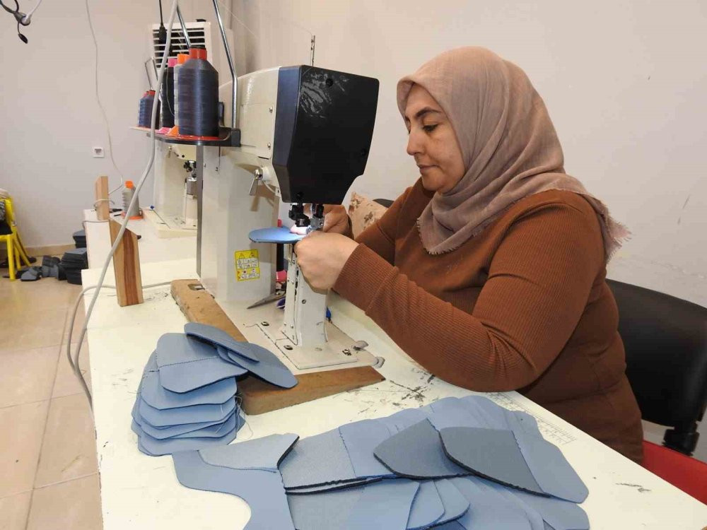 Gaziantepli kadınlar ayakkabı sektörüyle sınırları aştı