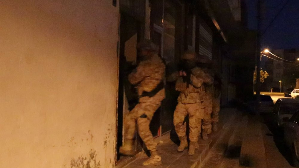 Şanlıurfa merkezli 4 ilde IŞİD ve PKK operasyonu: 12 gözaltı