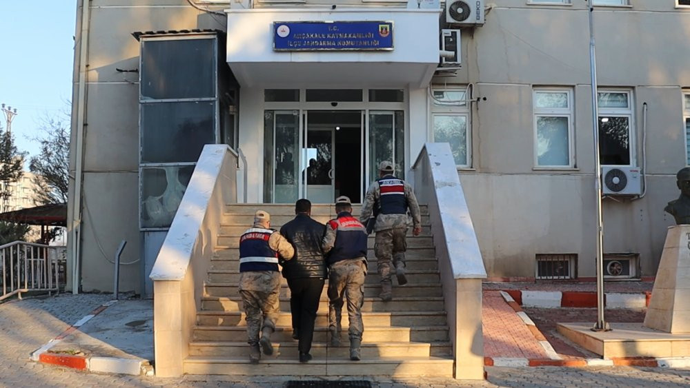 Şanlıurfa merkezli 4 ilde IŞİD ve PKK operasyonu: 12 gözaltı