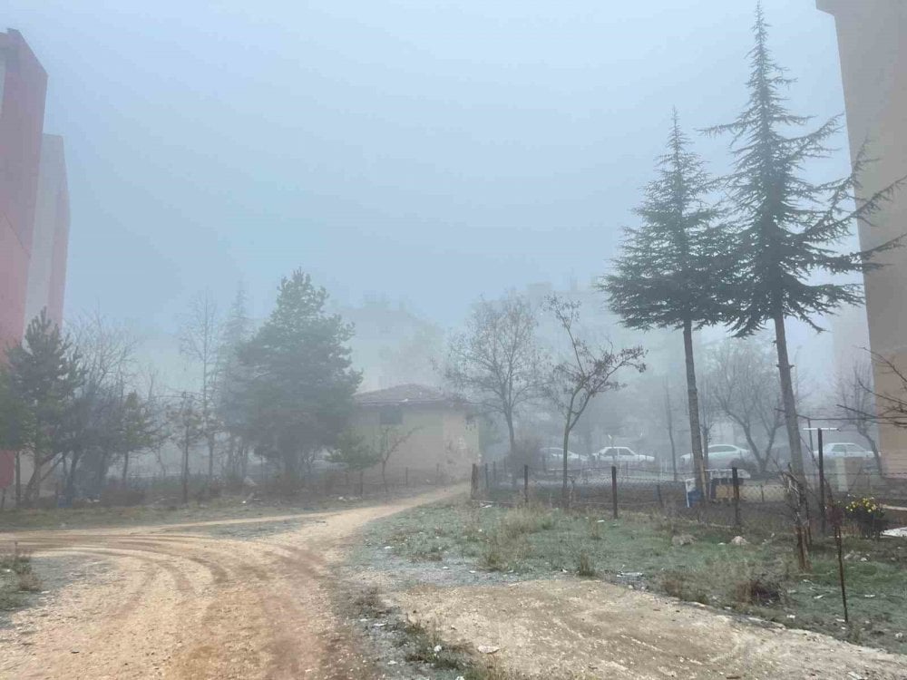 Eskişehir güne yoğun sisle uyandı