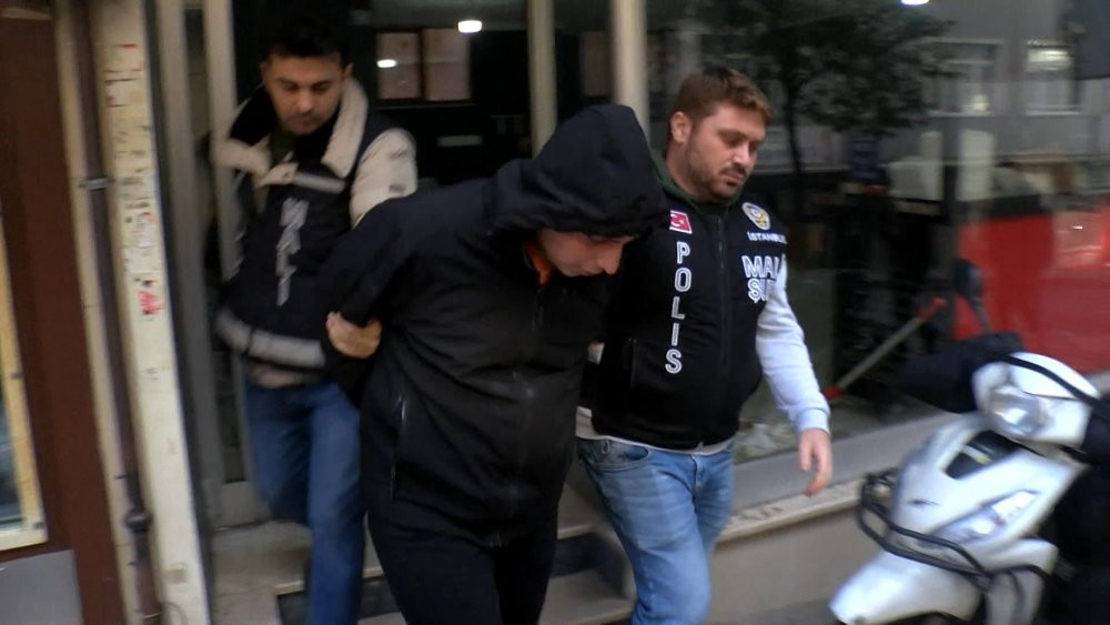 İstanbul'da sahte plaka operasyonu! Gözaltılar var!