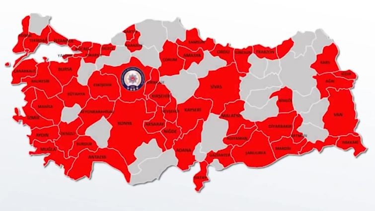 yerlikaya-duyurdu-yasa-disi-bahise-54-ilde-siberag-12-operasyonu-319-gozalti-yenicag-3.jpg