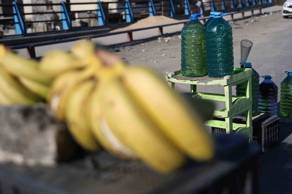 Suriye’de benzin seyyara düştü