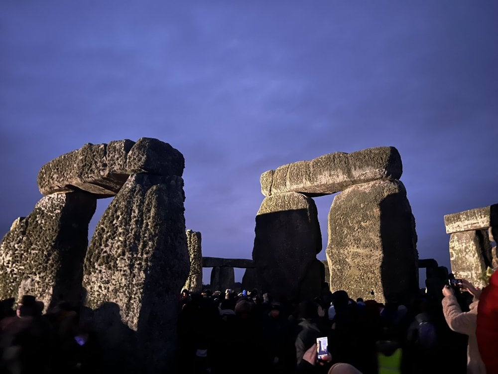 Kış gün dönümü Stonehenge'de binlerce kişi tarafından kutlandı