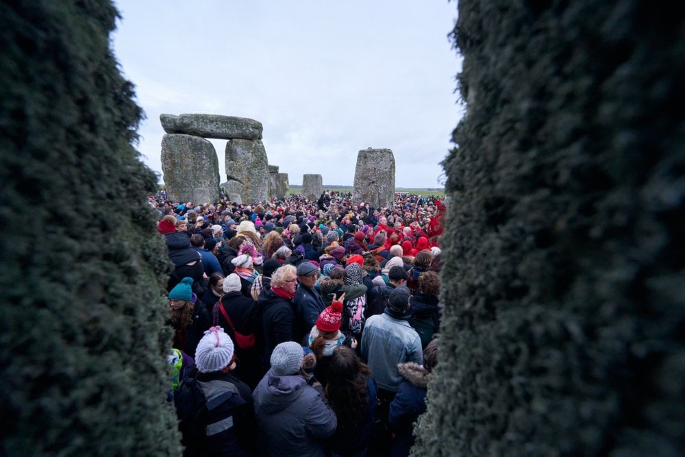 Kış gün dönümü Stonehenge'de binlerce kişi tarafından kutlandı