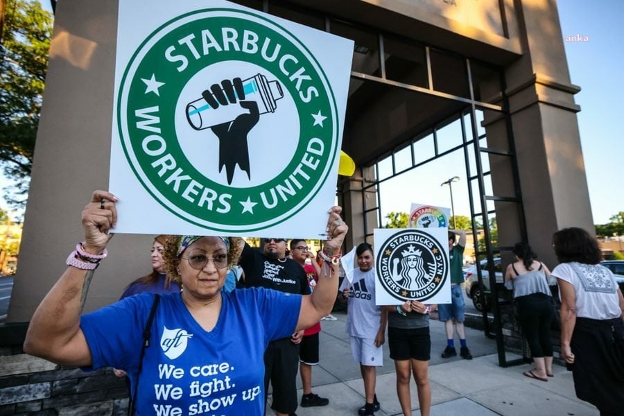 Starbucks çalışanları, New York dahil ABD şehirlerindeki grevini genişletiyor