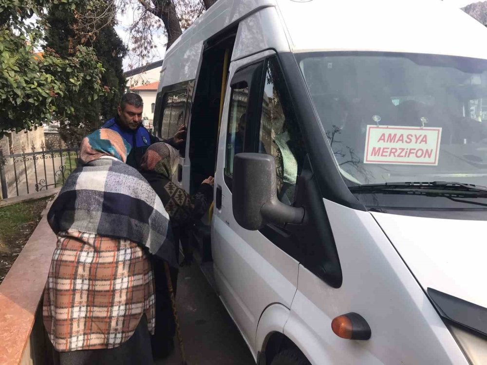 Amasya'da onlarca dilenci şehirden gönderildi