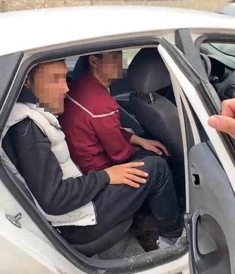 Yol kontrolünde 4 kaçak göçmen yakalandı