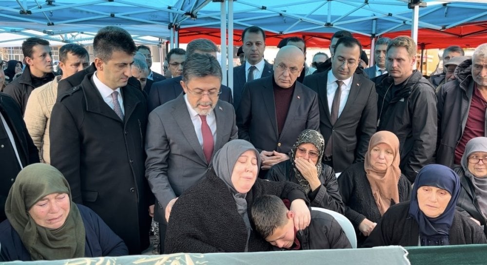 Balıkesir'deki faciada kahreden detay! 19 yaşındaki Elif Özgür altı ay önce işe başlamış