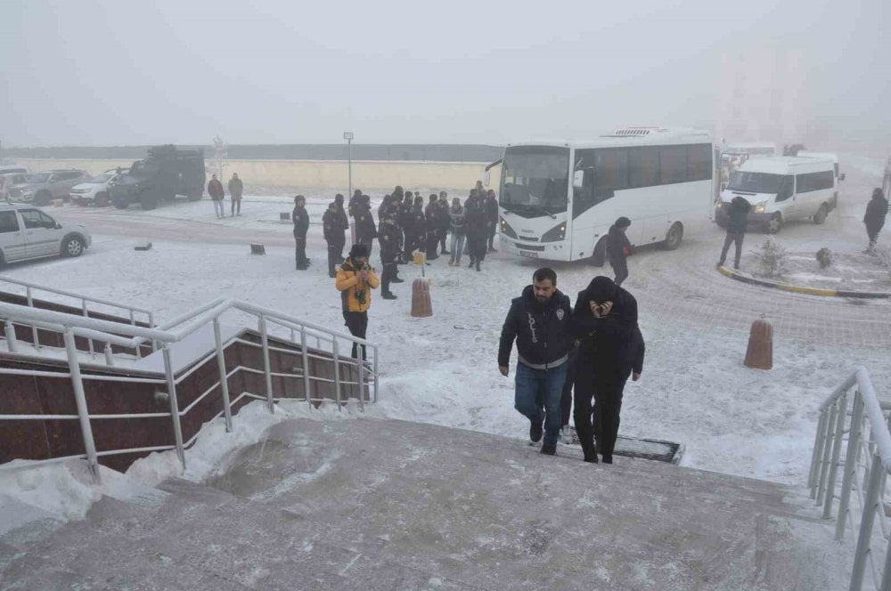 Kars’ta ’fenomen çetesi’ operasyonunda 16 tutuklama