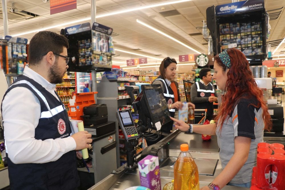 İzmir'de asgari ücret fırsatçılarına denetim