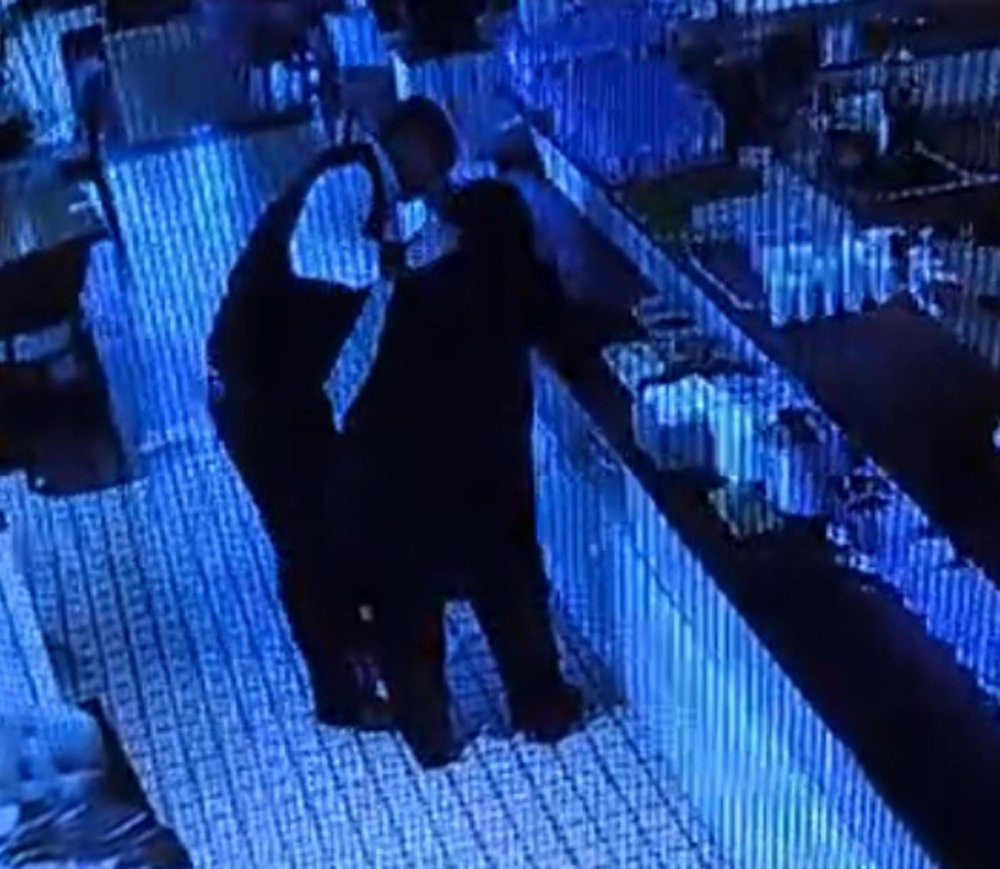 Soluk borusuna ekmek kaçan kadın! Heimlich manevrasıyla ölümden döndü