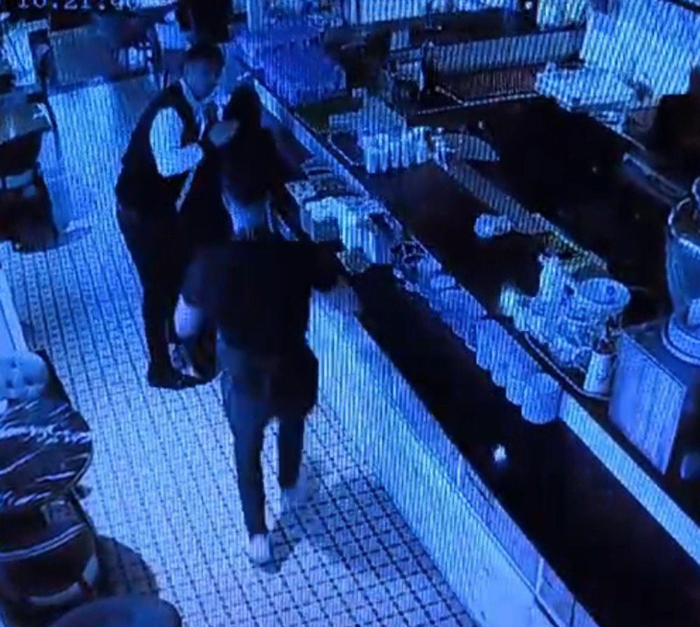 Soluk borusuna ekmek kaçan kadın! Heimlich manevrasıyla ölümden döndü