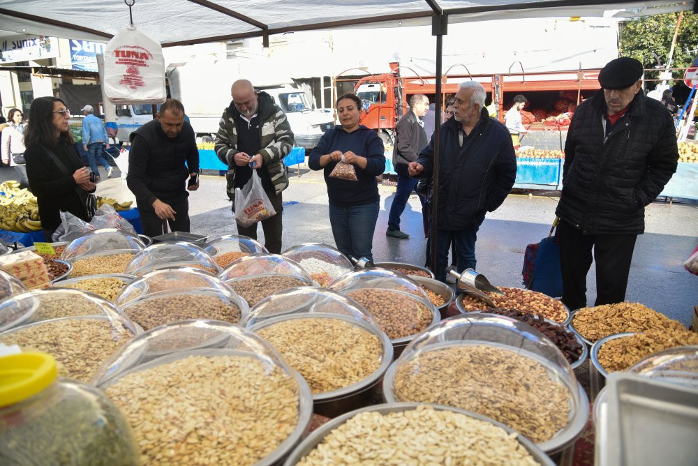 Evde yılbaşı sofrasının maliyeti dudak uçuklattı!