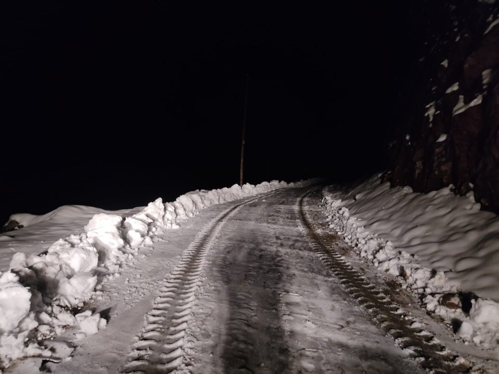 Diyarbakır'da ulaşıma kar engeli
