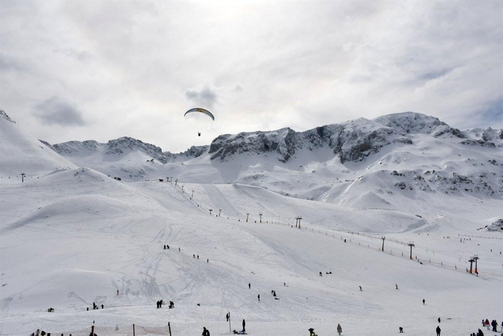 Kayak merkezleri yılbaşında yüzde 100 dolu