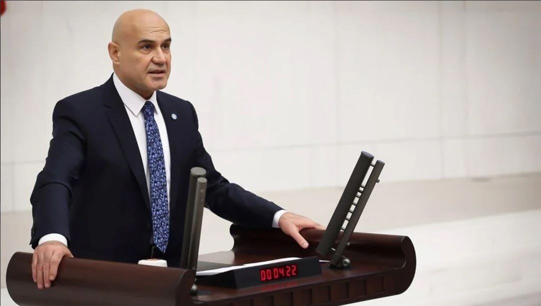 turhan-comez.jpg