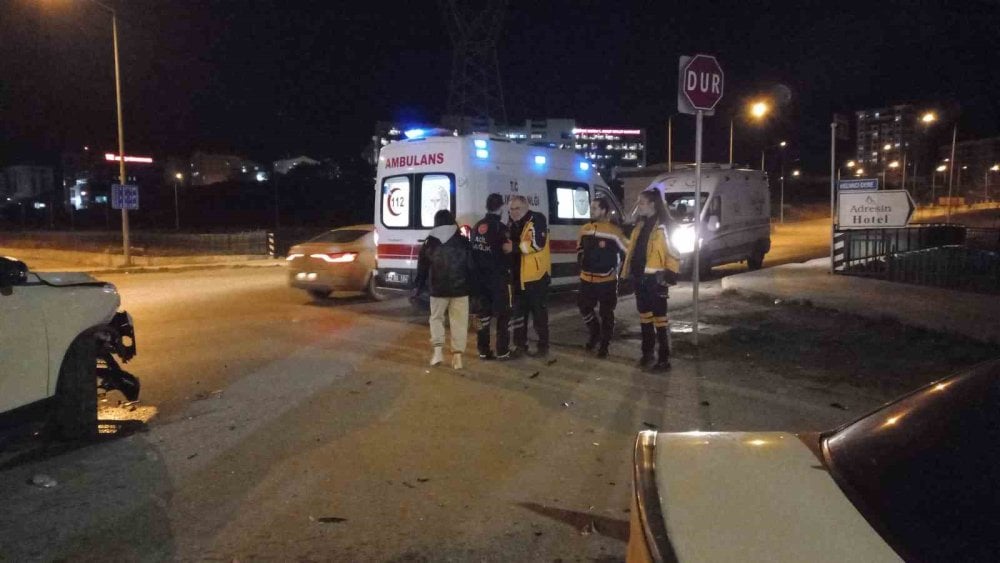 Edirne’de trafik kazası: 2 kişi yaralandı