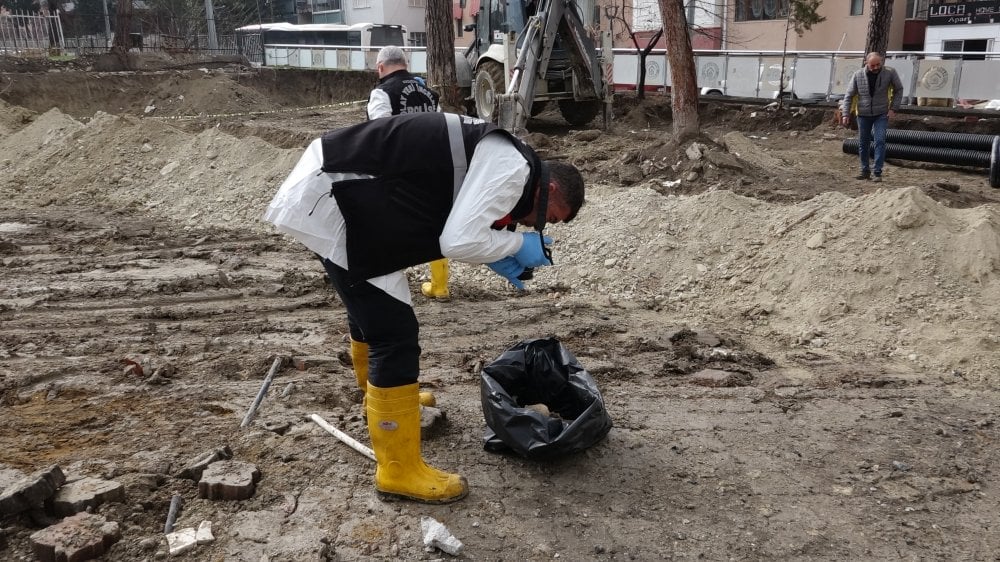 Kanalizasyon kazısında insan kemikleri ortaya çıktı! Çalışmalar genişletildi