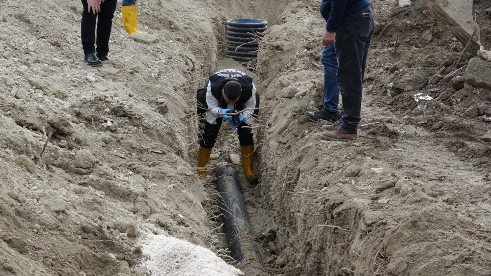 Kanalizasyon kazısında insan kemikleri ortaya çıktı! Çalışmalar genişletildi