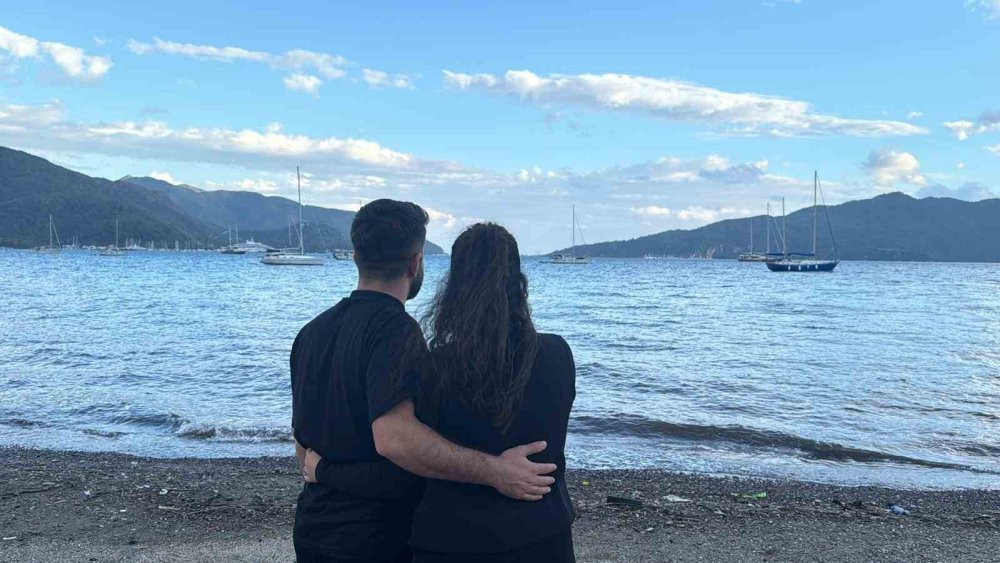 Marmaris’te güneş yüzünü gösterdi! Vatandaşlar sahile akın etti