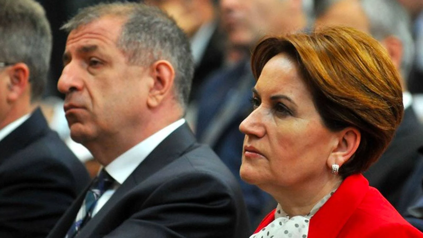 ozdag-aksener.webp