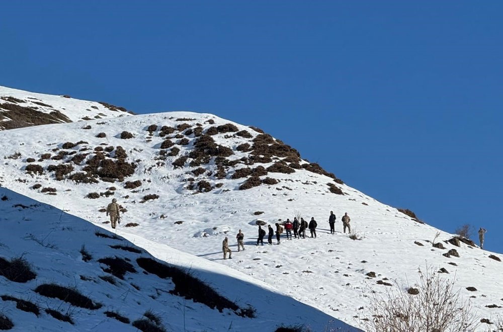 Erzurum jandarması insan kaçakçılarına geçit vermedi