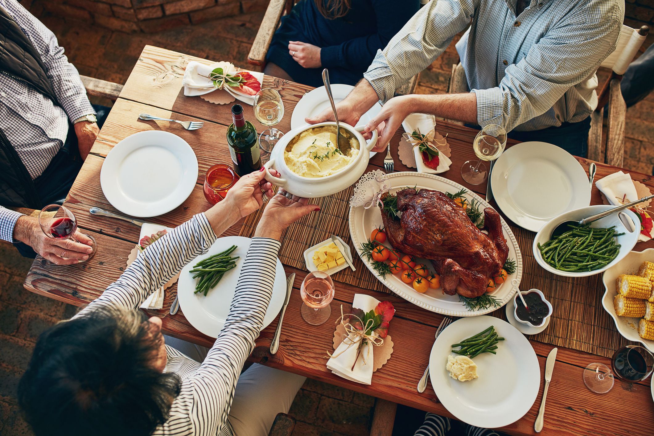 how-be-perfect-vegetarian-guest-thanksgiving.jpg