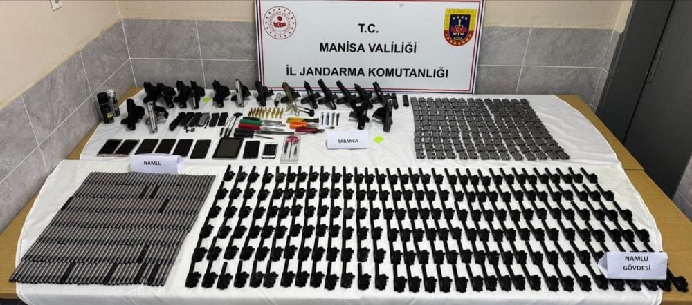 Jandarma’dan operasyon: Kaçak silah ve mühimmat ele geçirildi