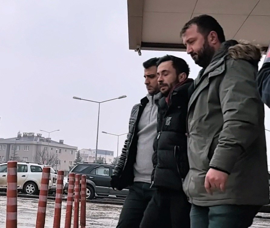 İnegöl'de 120 Milyon TL’lik karşılıksız çek veren zanlı tutuklandı