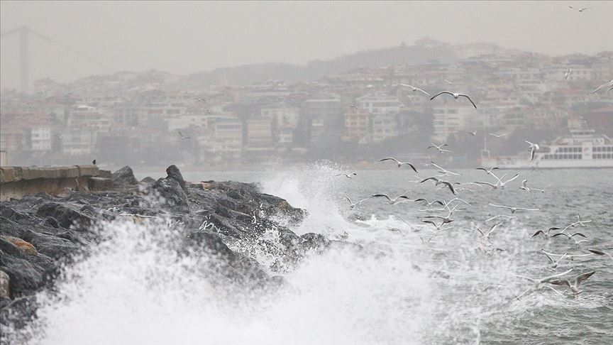 stanbul-bursa-ve-canakkalede-deniz-ulasimina-olumsuz-hava-engeli-bircok-sefer-iptal-edildi-yenicag-5.jpg