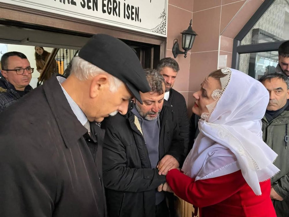 Üniversite öğrencisi son yolculuğuna uğurlandı