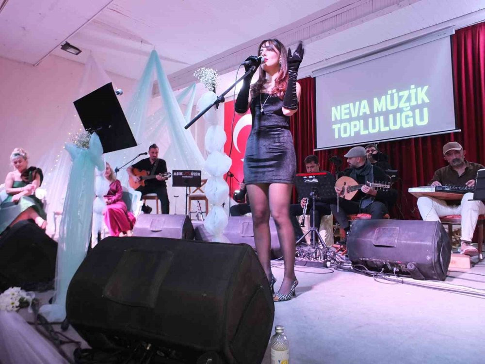 Bu konserin geliri öğrencilere burs olacak