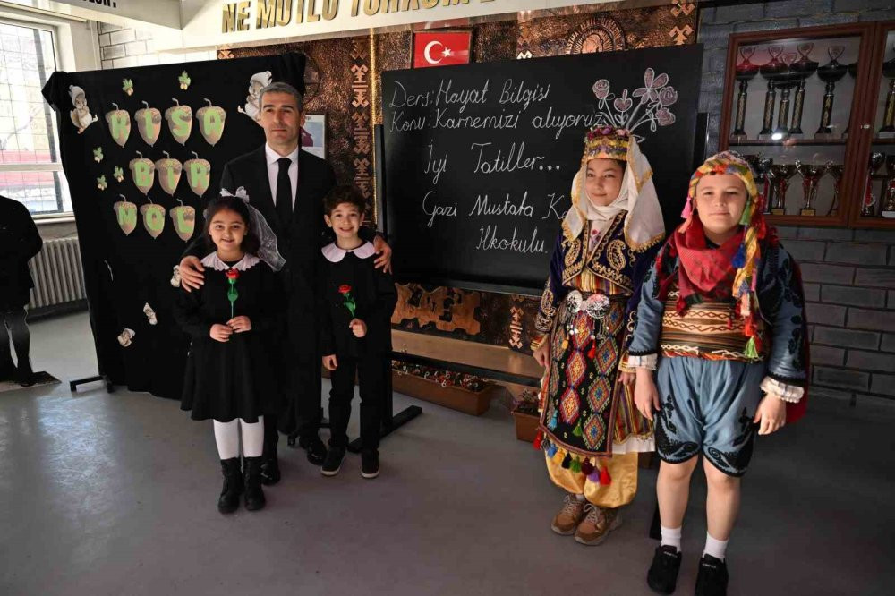 61 bin öğrenci karnesini aldı