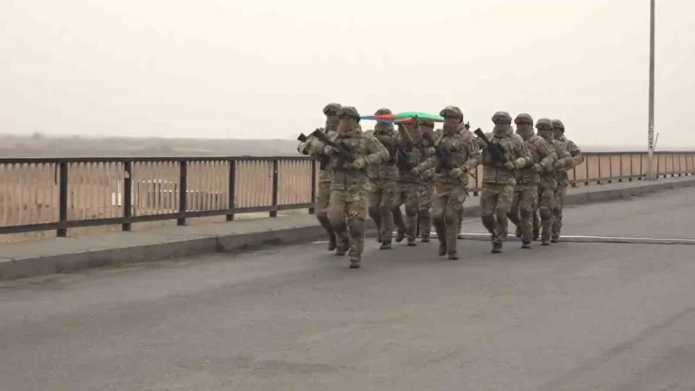 Hasret Köprüsü’nde törenle karşılandılar: Kış Tatbikatı-2025'e katılacak