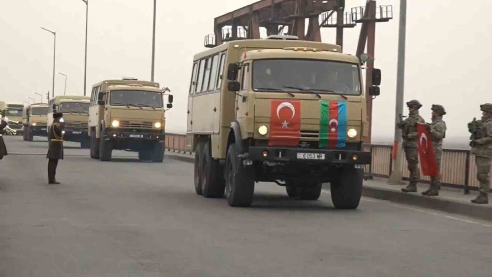 Hasret Köprüsü’nde törenle karşılandılar: Kış Tatbikatı-2025'e katılacak