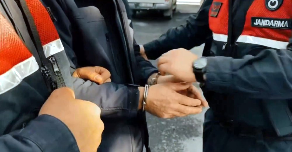 FETÖ üyeleri 'Kıskaç'a alındı! 23 ilde eş zamanlı operasyon