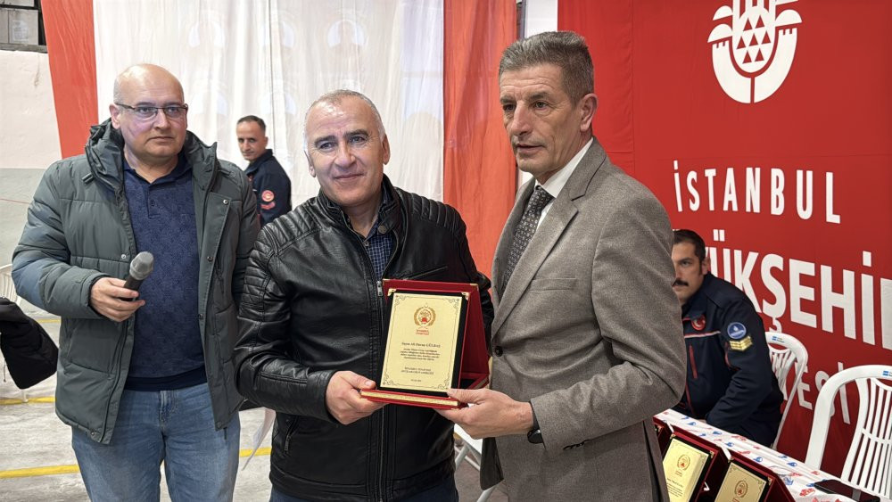 İstanbul itfaiyesinde emekli olanlar böyle uğurlandı