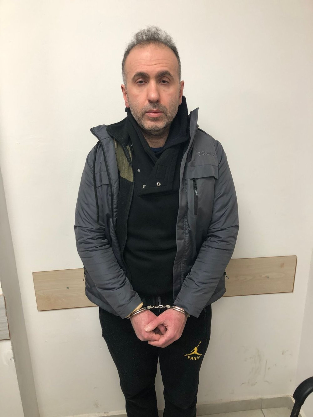 İki firari jandarmanın düzenlediği baskınla yakalandı