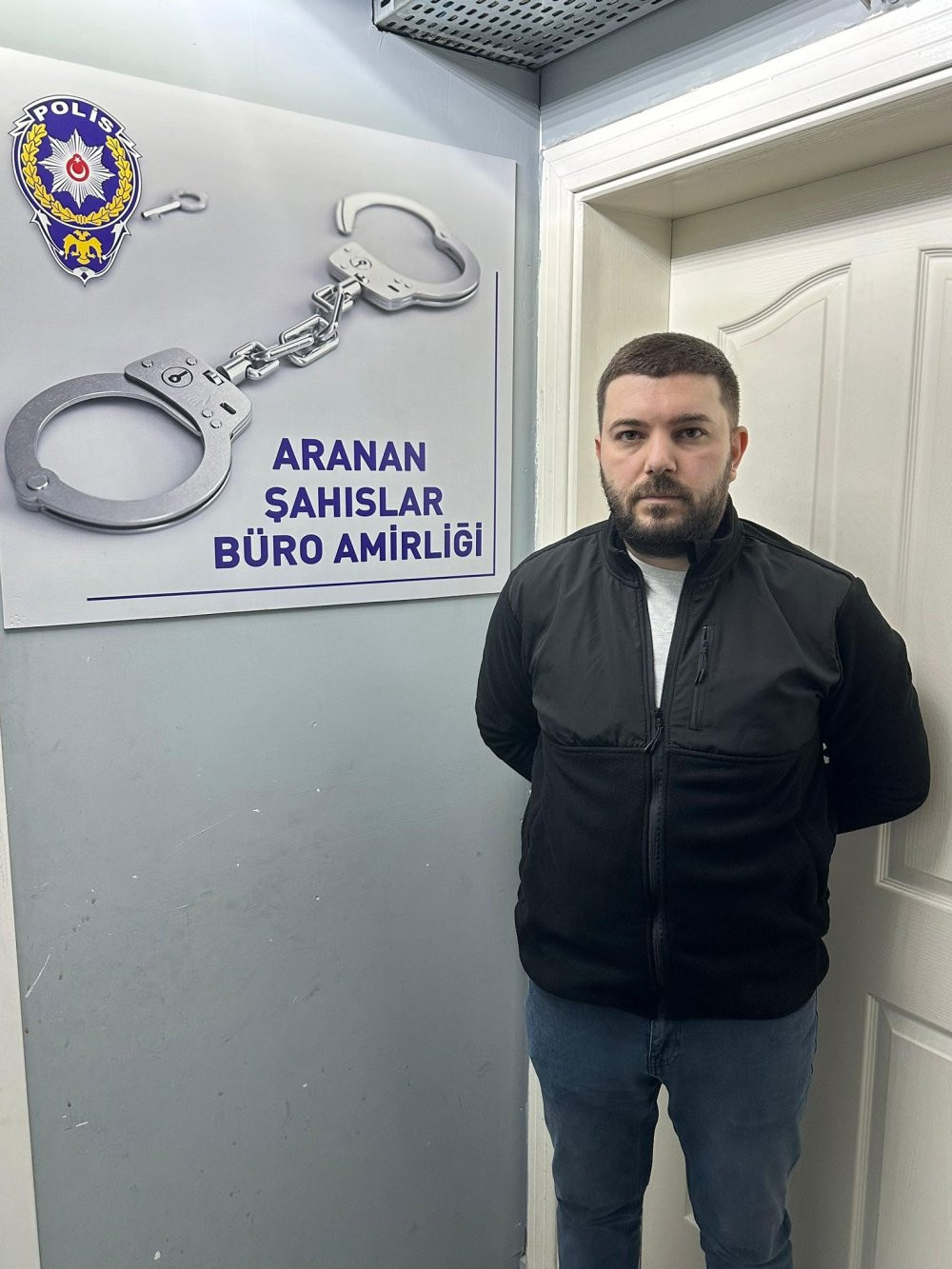 İki firari jandarmanın düzenlediği baskınla yakalandı