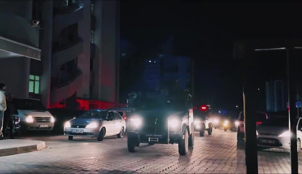 İki haftadır izleri sürülüyordu... PKK'ya 43 ilde dev operasyon!