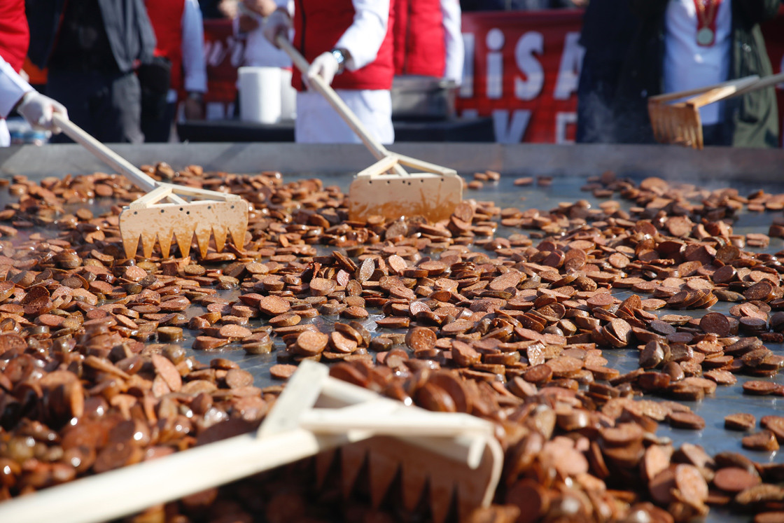 sivrihisarin-meshur-sucuk-festivali-bu-yil-yok-iste-nedeni-yenicag-2.jpg