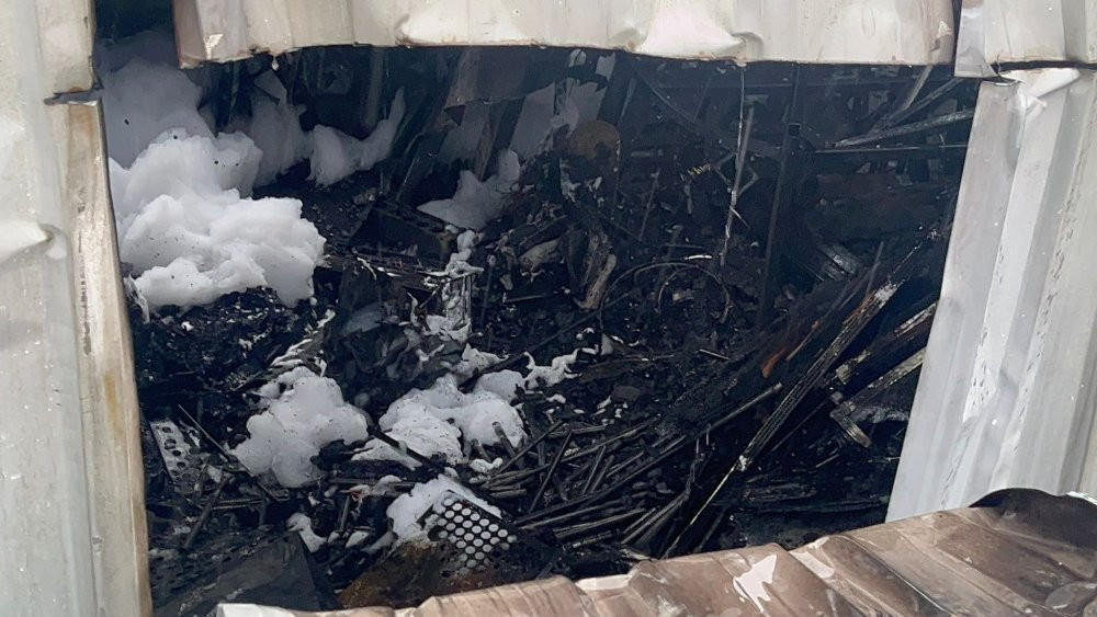 Yangından geriye sadece hurda yığınları kaldı