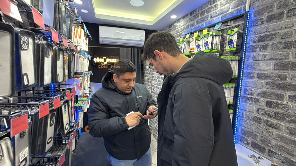 Bartın'da işyerinin tavanı çöktü! Bir anda boşluğa düştü