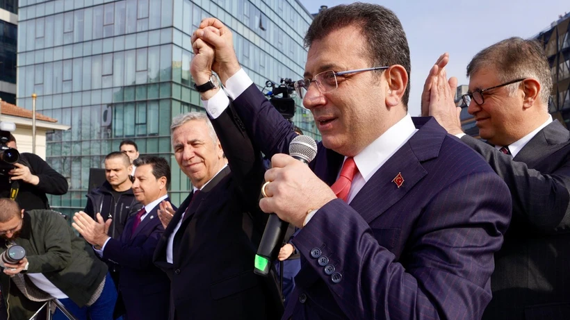 mansur-yavas-onerdi-ekrem-imamoglu-destek-verdi-iktidara-gelince-v5jy.webp