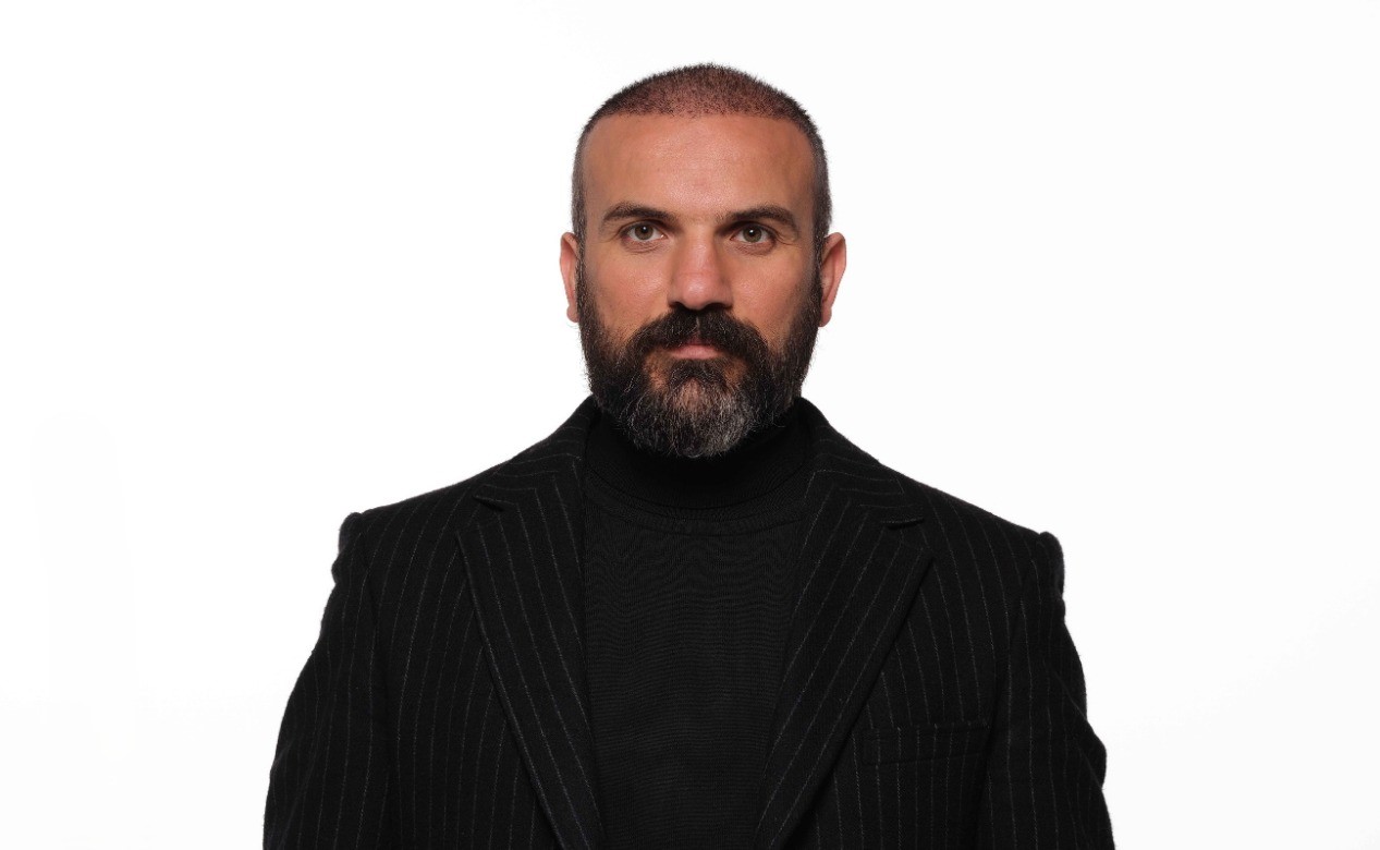 hakan-ocaldan-kullerimden-dogamam.jpg