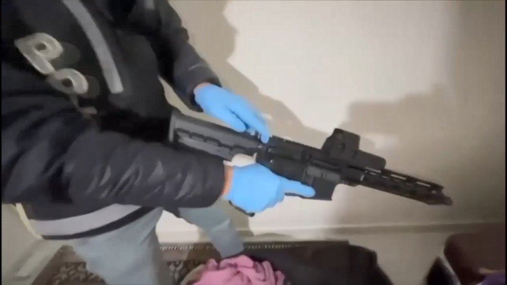 İstanbul’da kaçak silah operasyonu! Uzun namlulu piyade tüfeği ele geçirildi