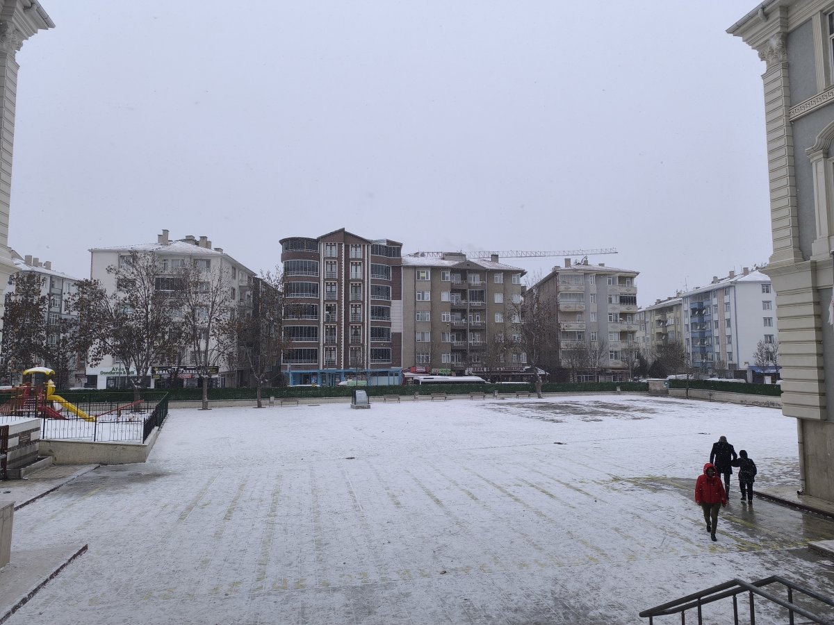 aw386671-01.jpg
